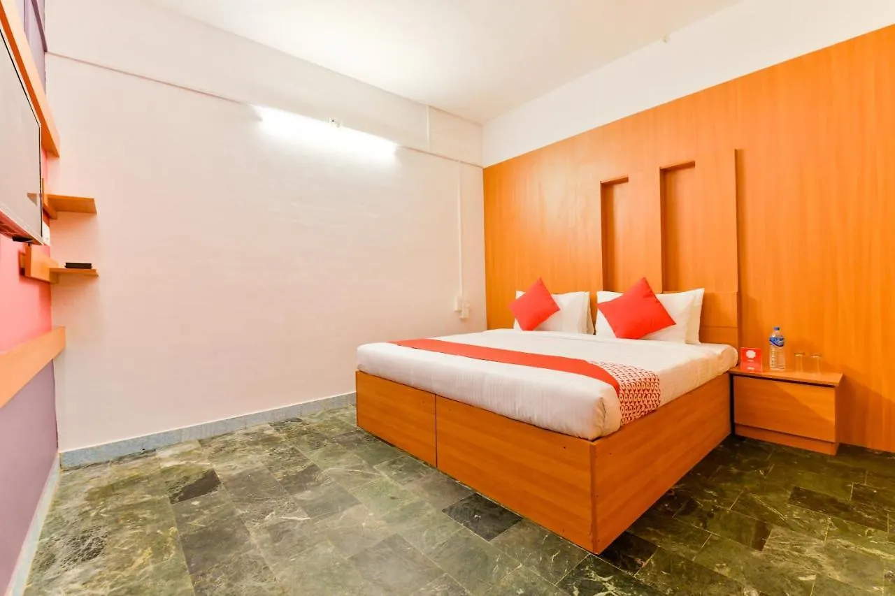 Oyo 9310 Hotel Viceroy Kochi 3*,  India